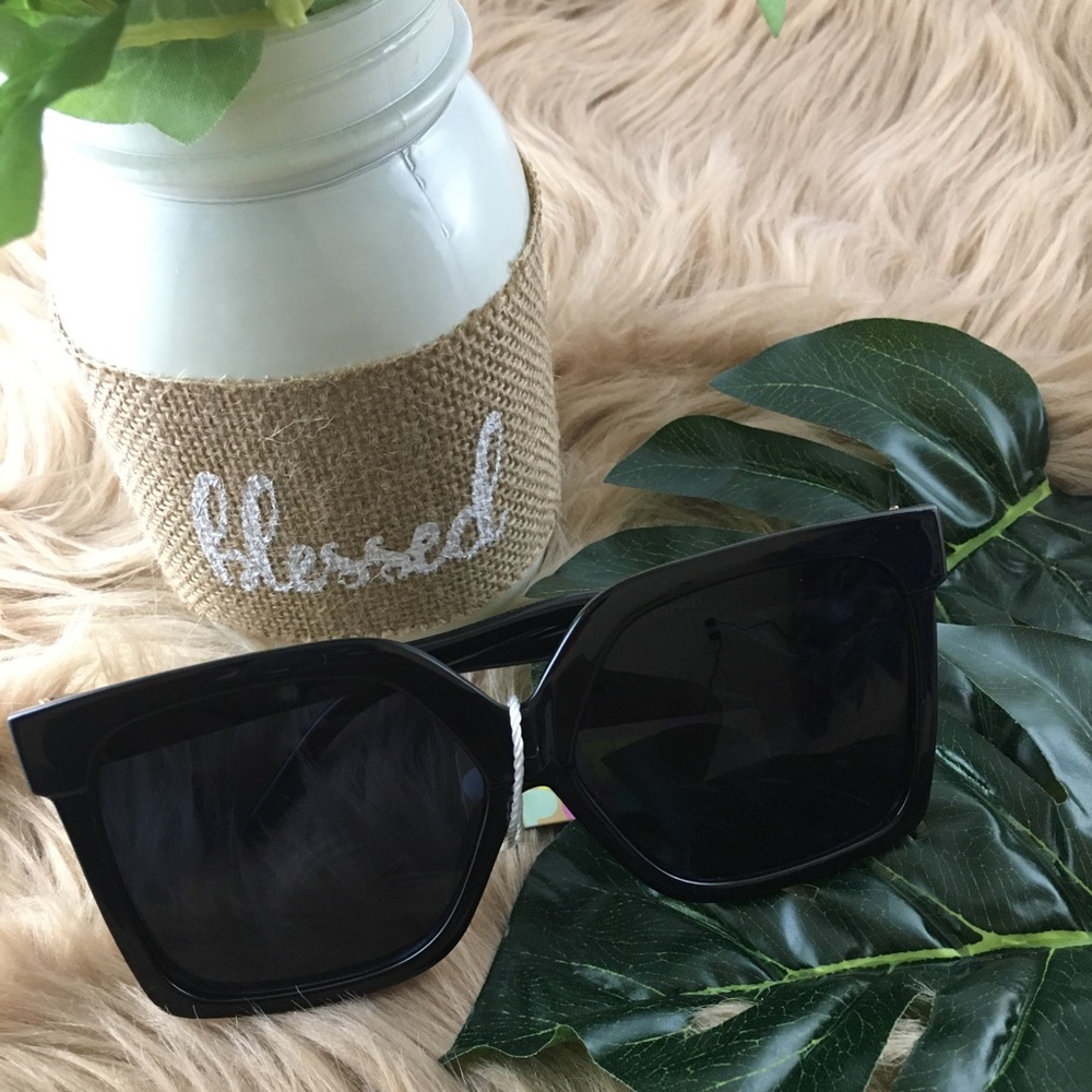 Oversized sunglasses